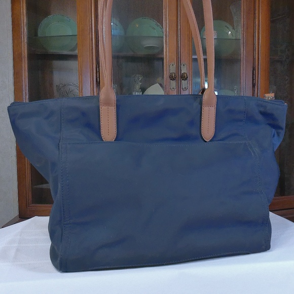 EC Michael Kors Kelsey Navy Nylon Lg Tote Leather Trim GoldTone Accents COA Inc - Picture 5 of 16